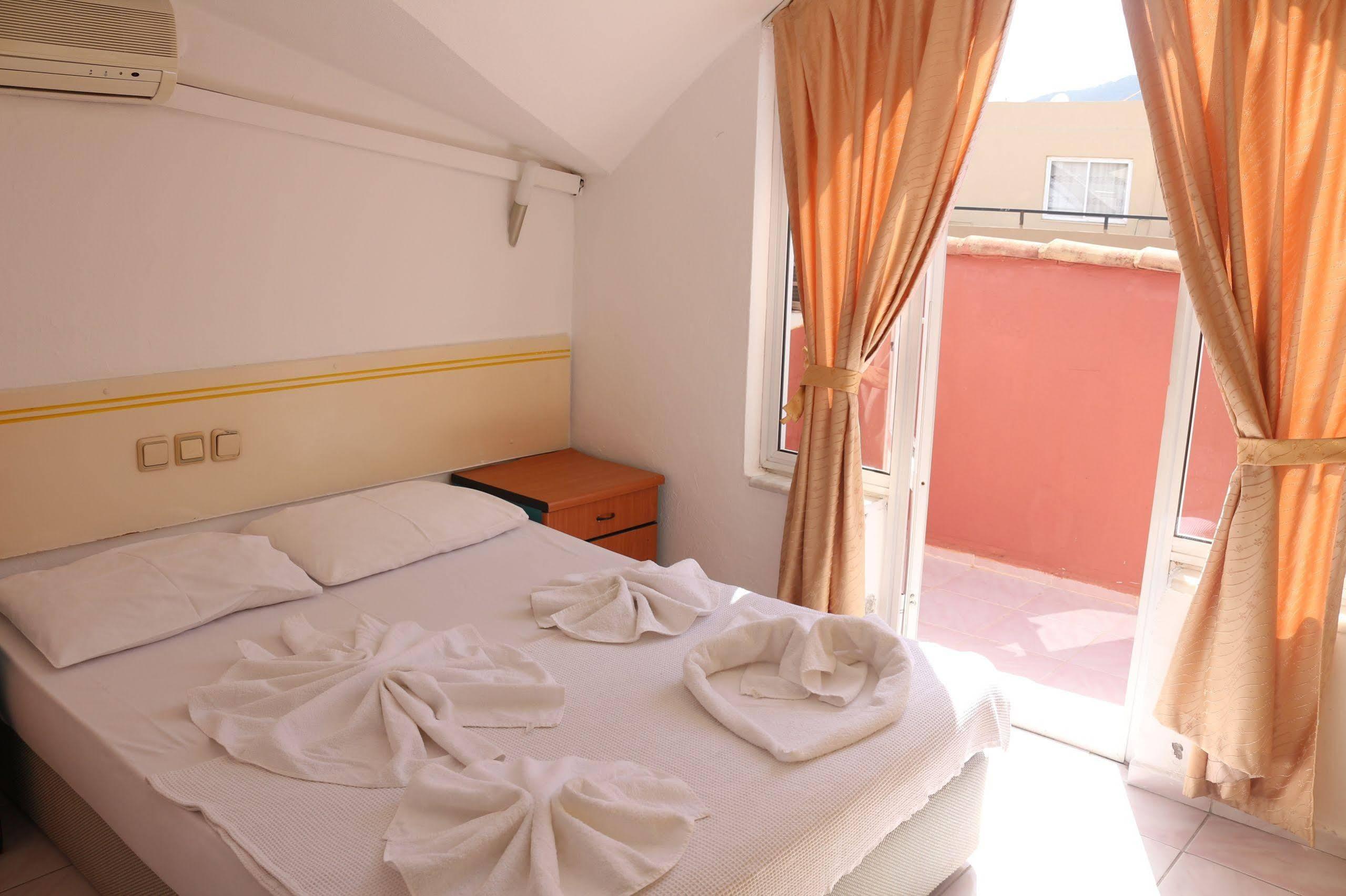 Flash Hotel Marmaris Esterno foto
